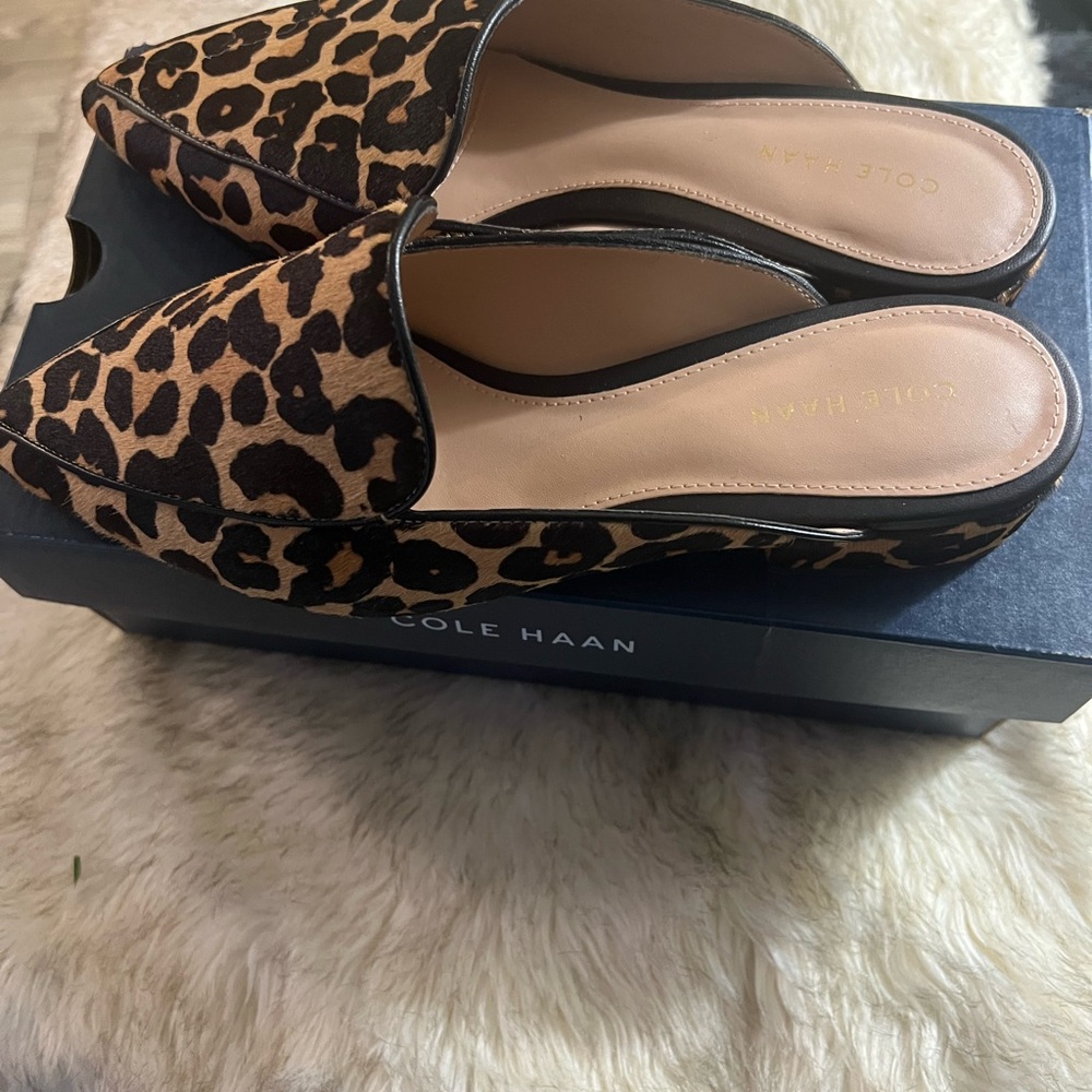 Cole Haan Animal Print Loafers mule sz 8.5 - Picture 3 of 6